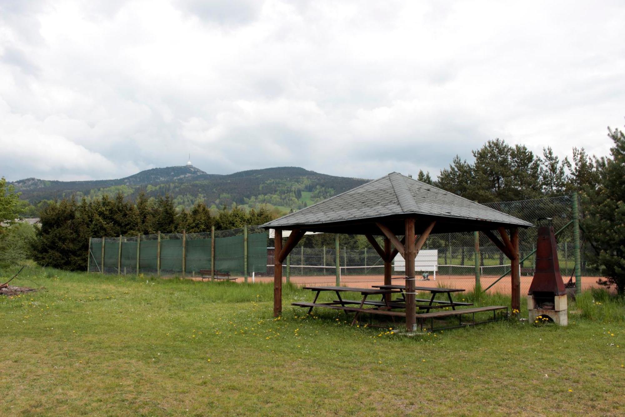 Penzion Hodky Svetla pod Jestedem Zewnętrze zdjęcie